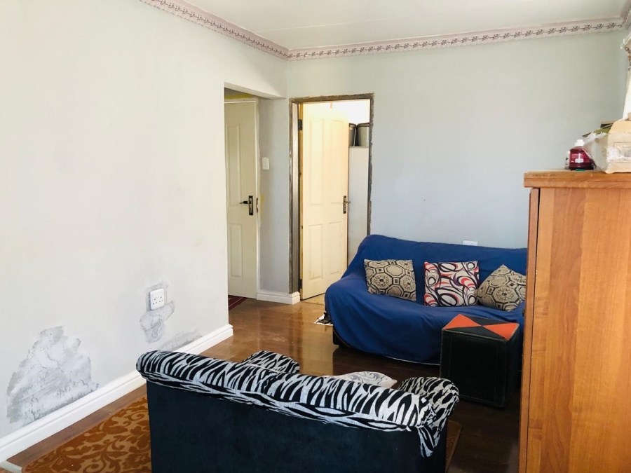 2 Bedroom Property for Sale in Kwa Nobuhle Eastern Cape